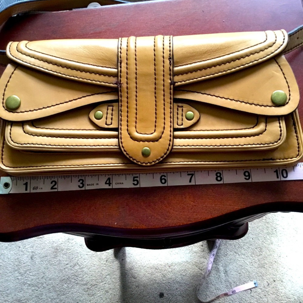 Stylish Tan Leather Clutch Antonio Melani